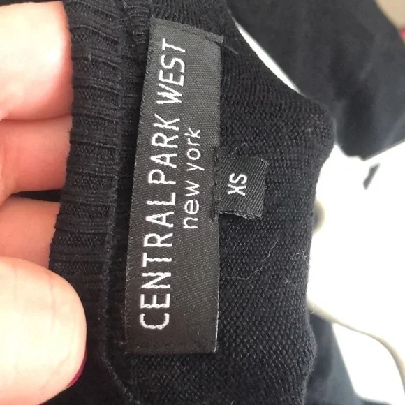 Central Park Fringe Sweater Size XSmall - Picture 3 of 3